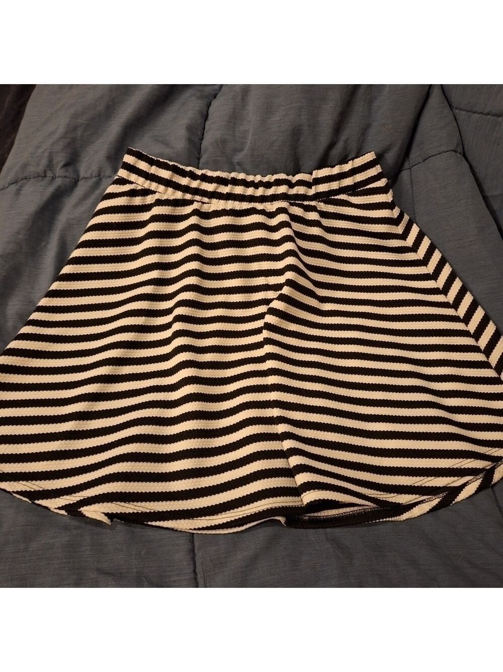 Black White Striped Mini Skirt Large